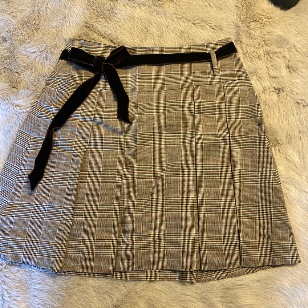 90’s Style Pleated Skirt. Lined Wool Blend with Velvet accent